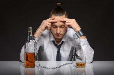 manage alcohol withdrawal symptoms and cravings